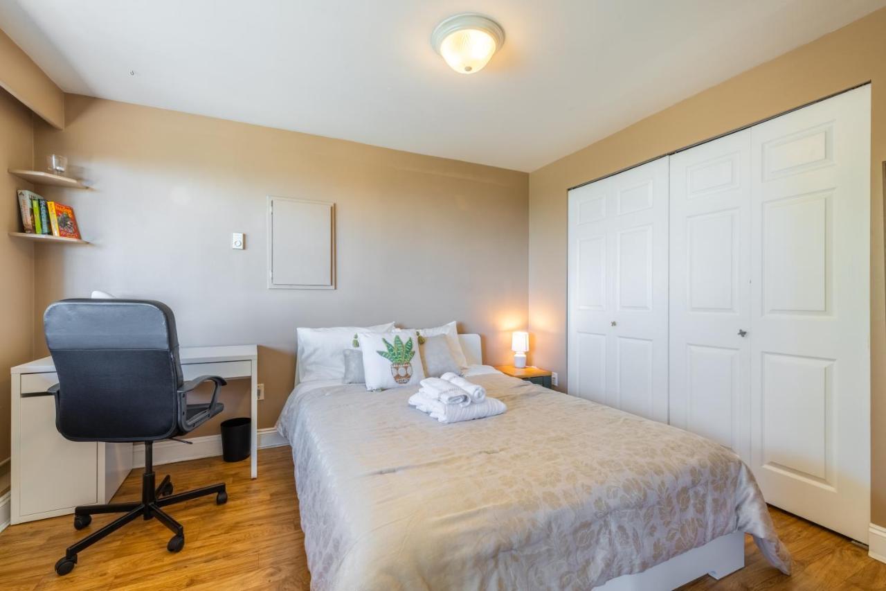 Two Bedroom With Amazing Ocean View North Vancouver Dış mekan fotoğraf