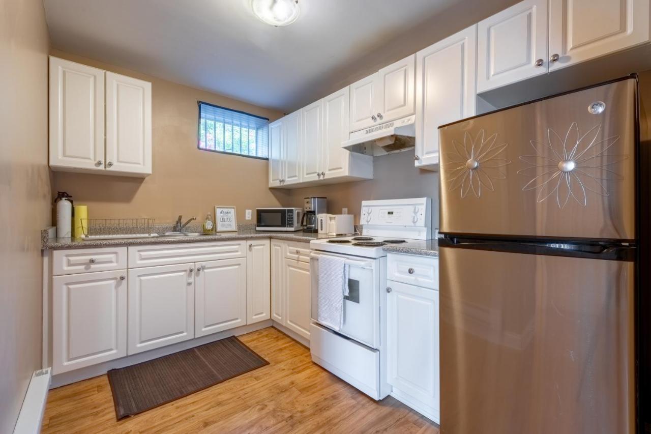 Two Bedroom With Amazing Ocean View North Vancouver Dış mekan fotoğraf